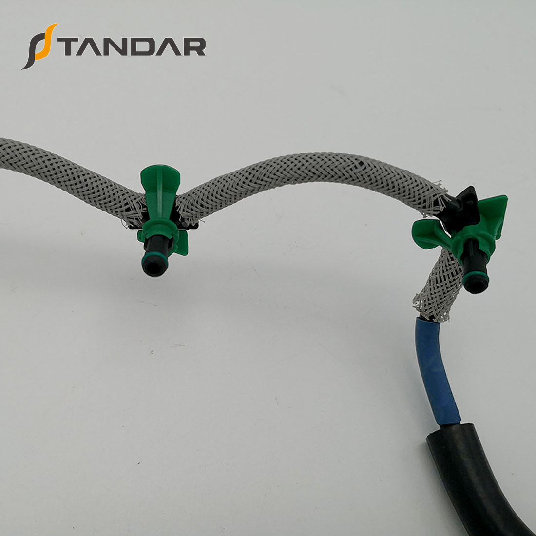 1574JK 1574HX injector leak off pipe